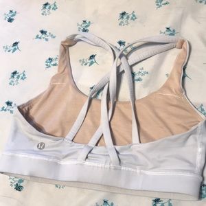 Lululemon sports bra
